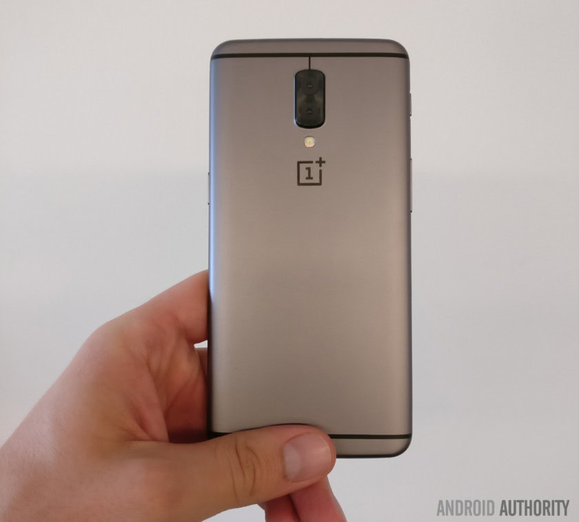 thumbnail voor OnePlus: na drie volgt vijf