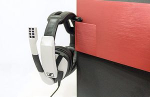 game-monitor headset