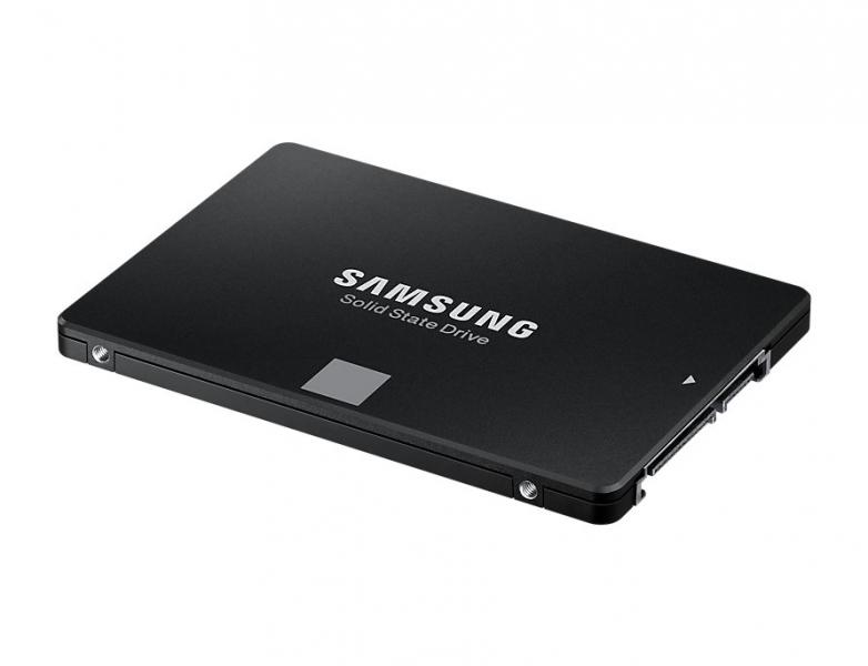 SATA-ssd Samsung Crucial test review snelheid