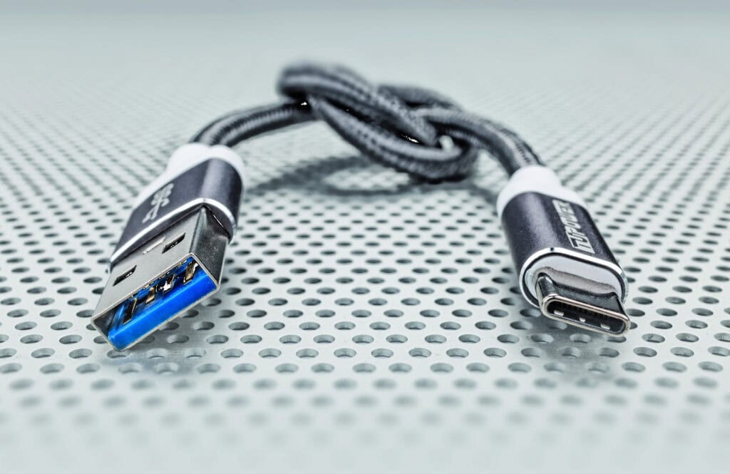 USB-C adapterkabel USB-A opladen data snelheid kwaliteit test