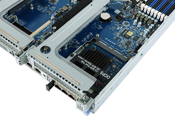 Gigabyte R282-Z96 OCP 3.0 Add-On Card Ready