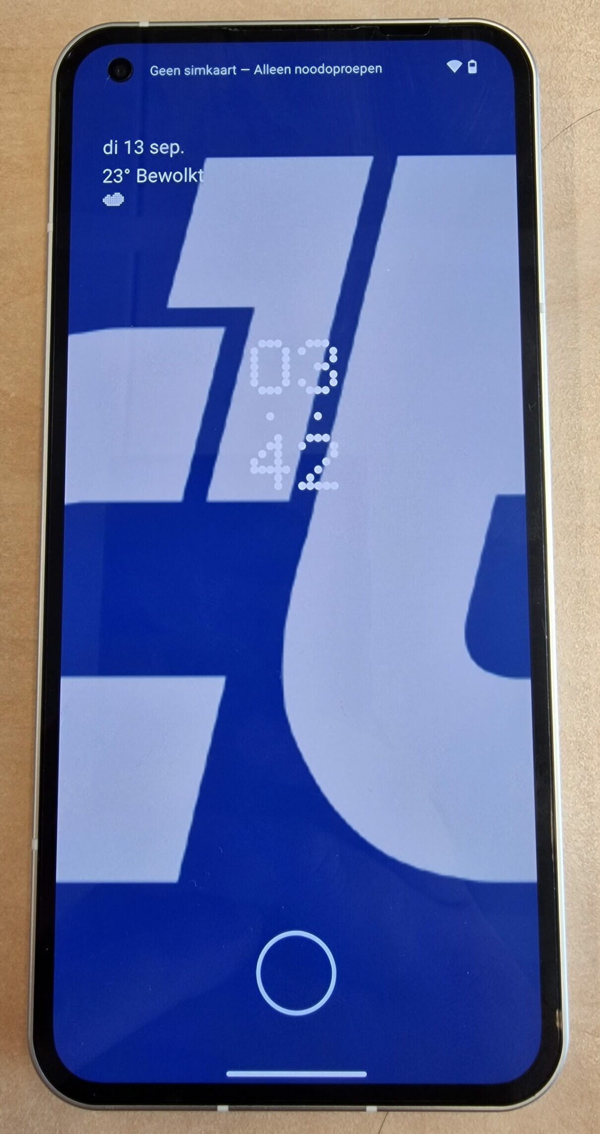 Nothing Phone (1) - review