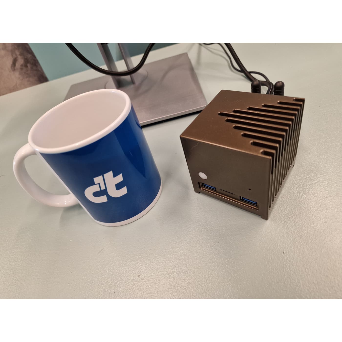 Bleu-Jour-Mini-Kubb-review