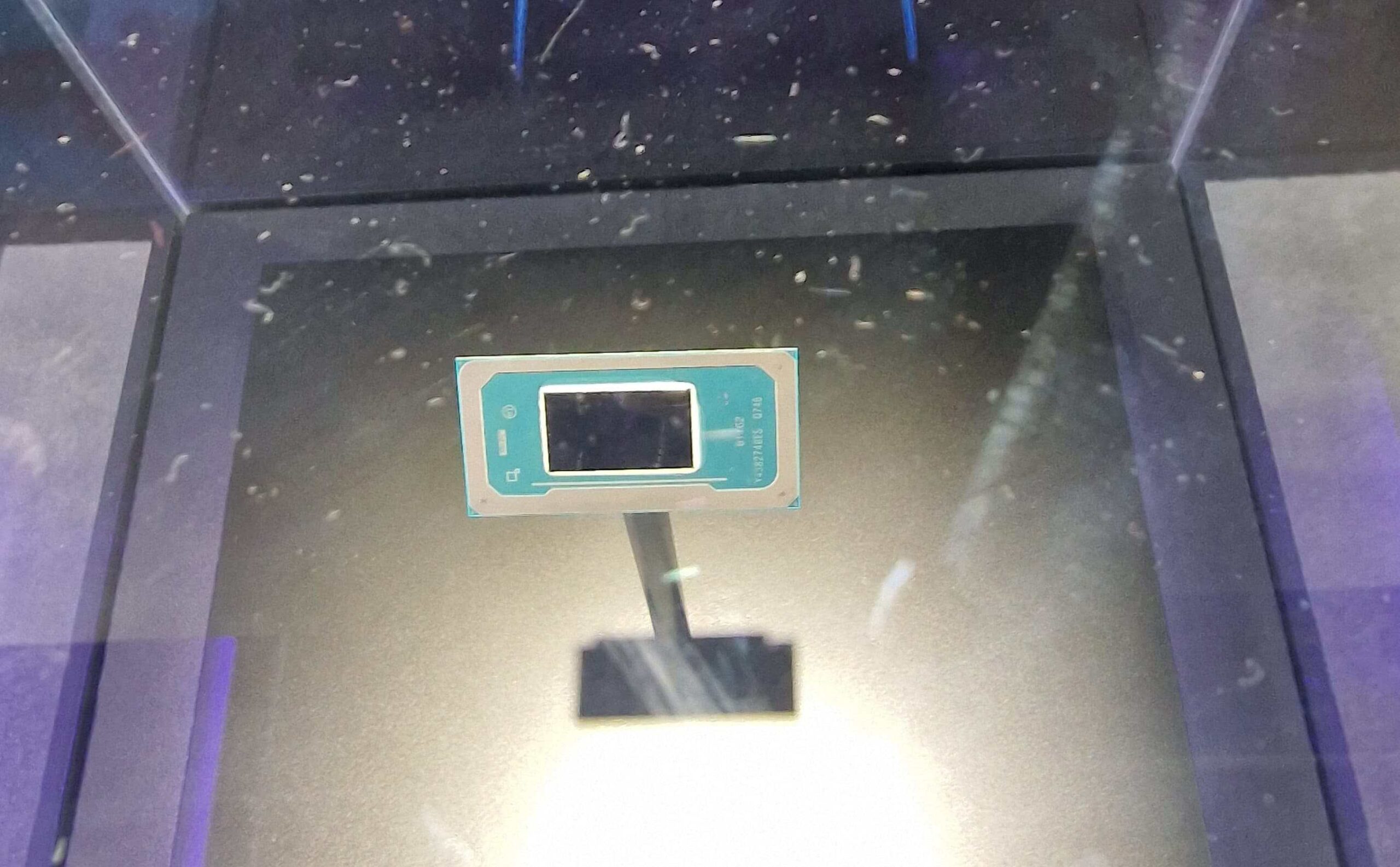 Intel Core Ultra 300 in vitrine op Computex