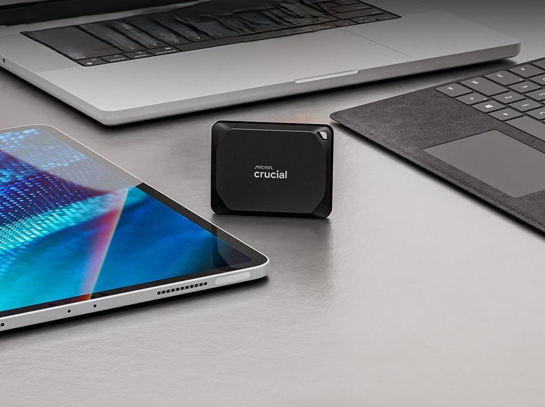 thumbnail voor Crucial X10 review: 20 Gbit/s in je broekzak