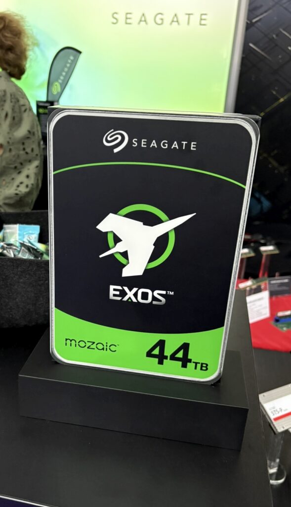 Stand Seagate