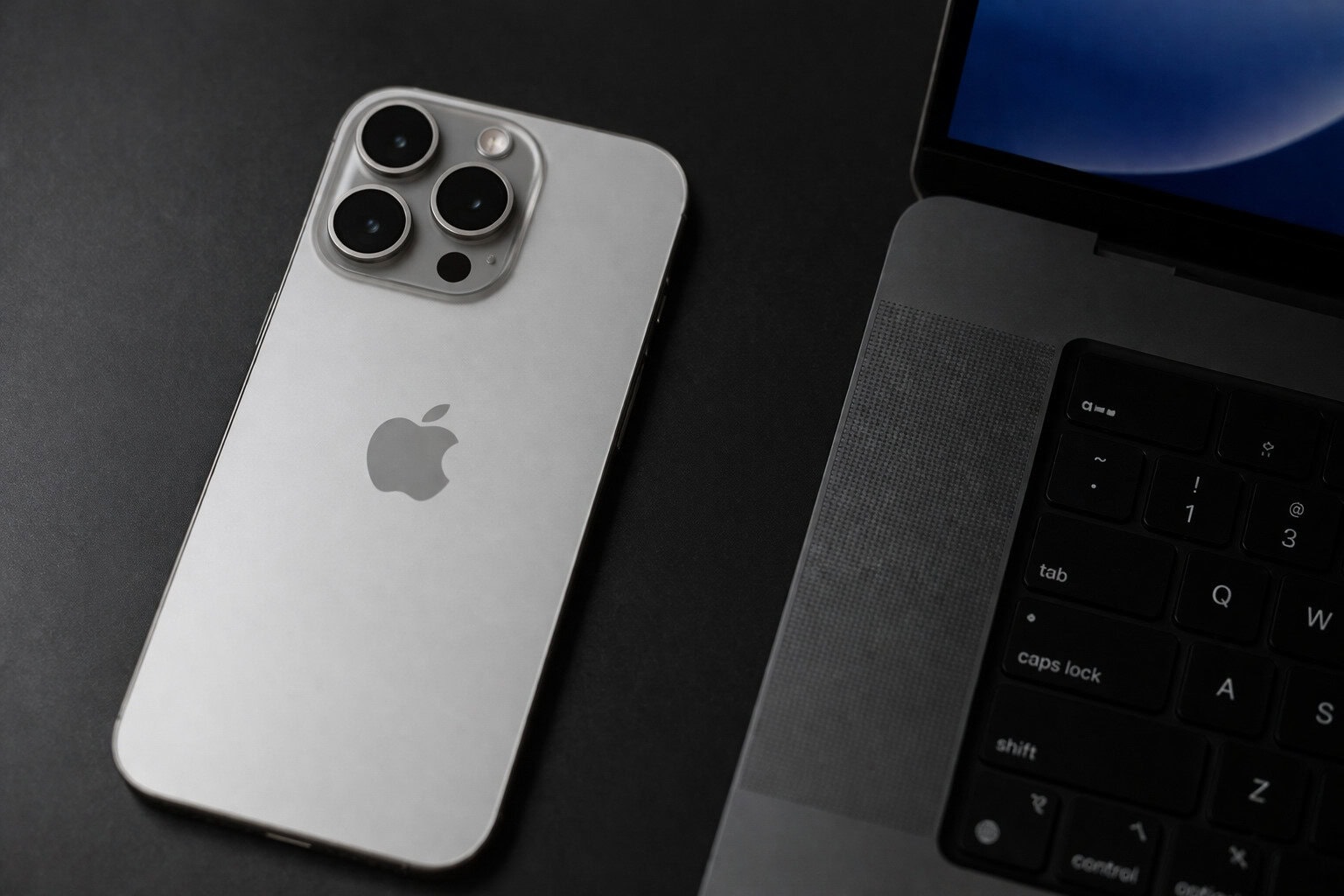 thumbnail voor Apple voert met MIE een nieuwe generatie geheugenbeveiliging in