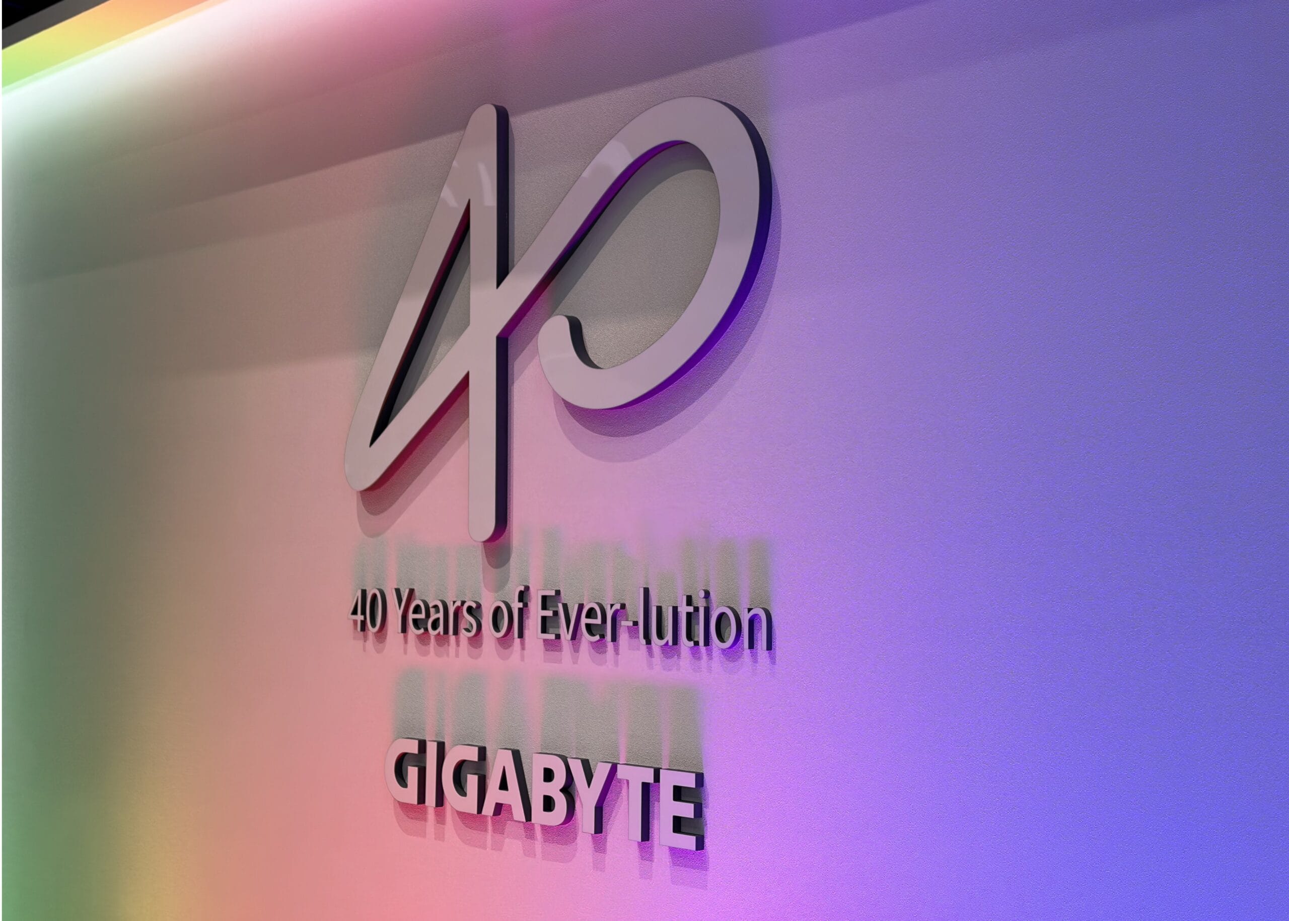 GIGABYTE COMPUTEX