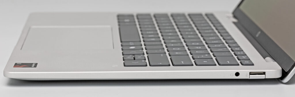 neowin hp omnibook 5 14 zijkant