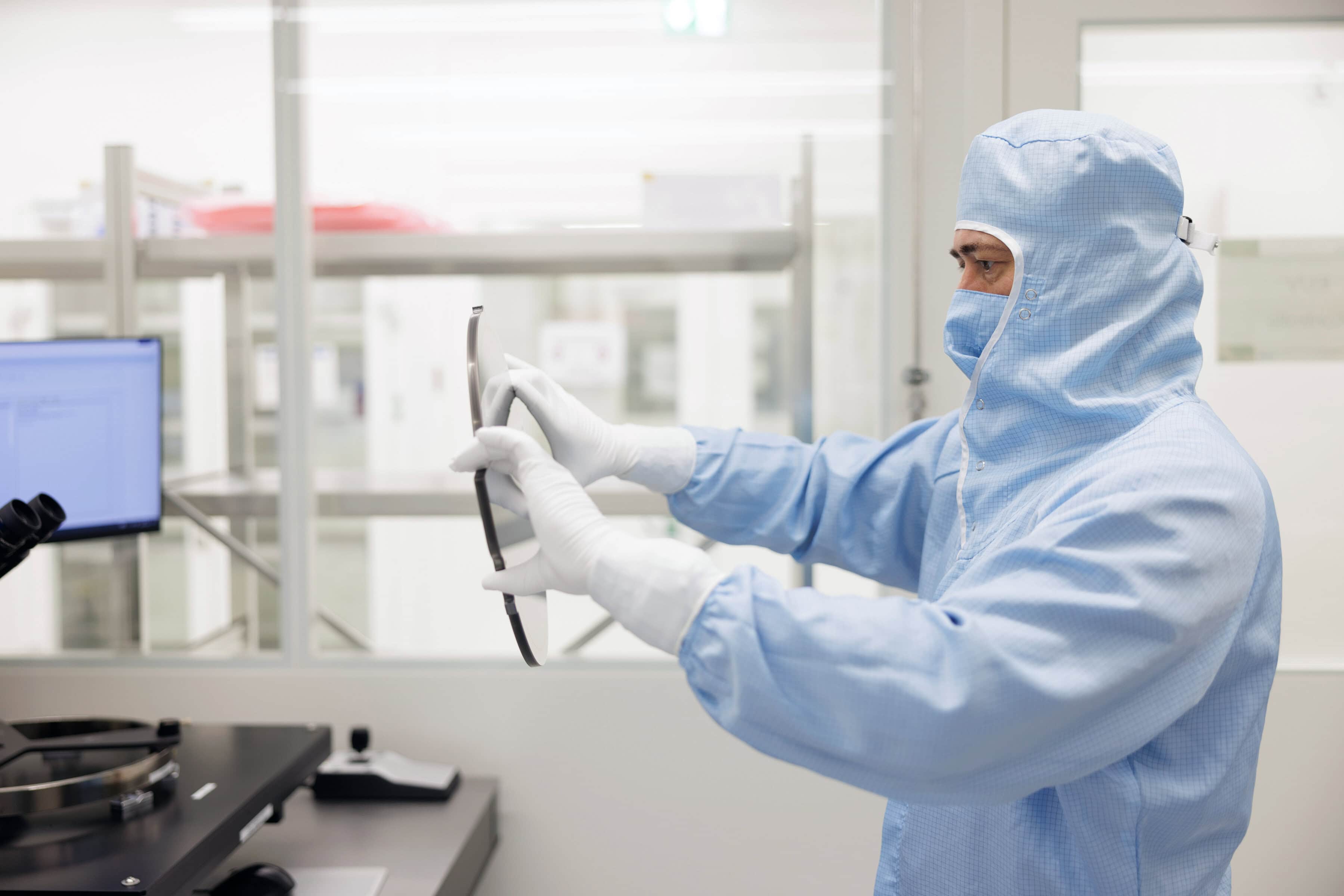 Cover voor Zo maakt ASML in Berlijn cruciale onderdelen voor de chipindustrie