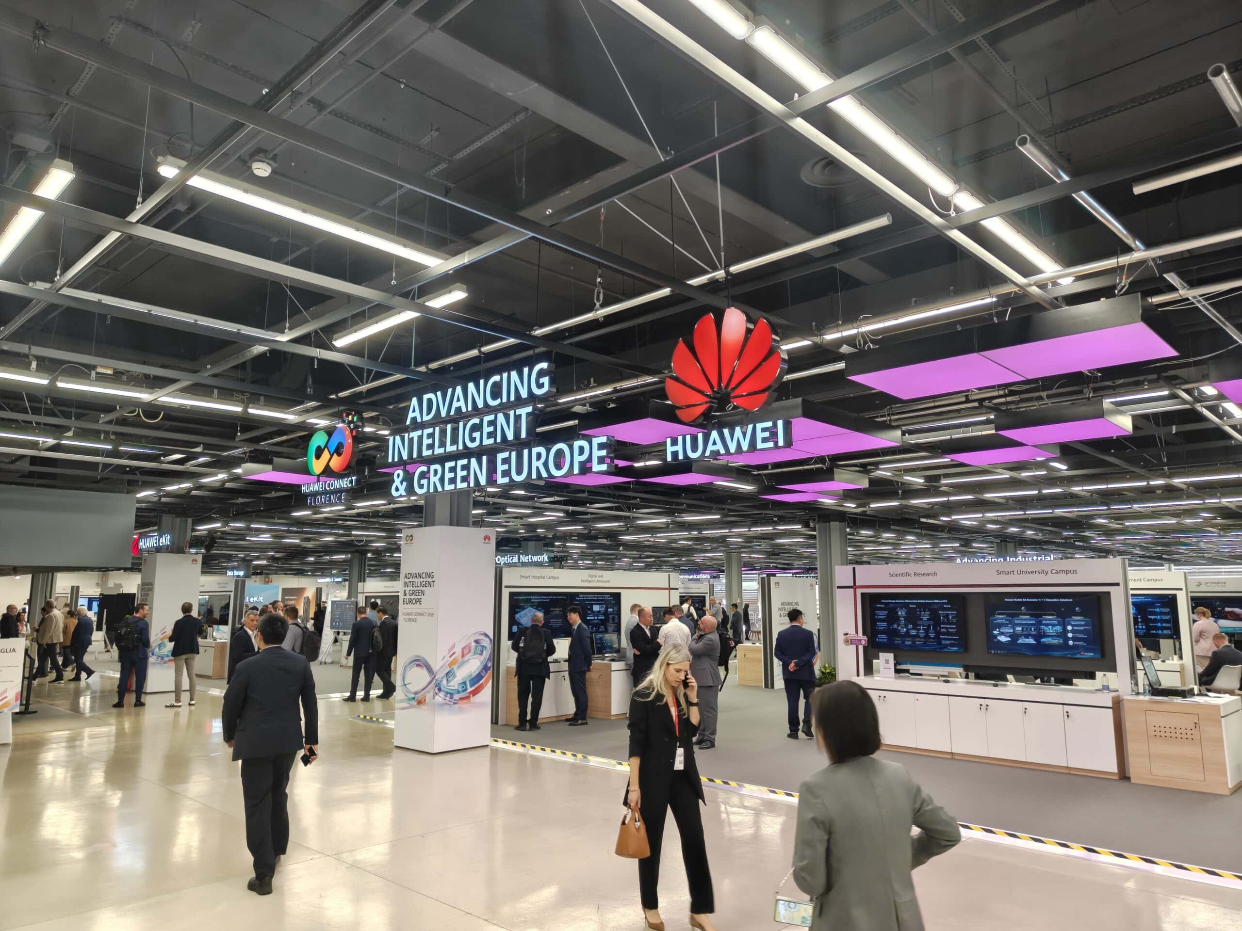 Cover voor Huawei richt zich in Nederland op retail en presenteert nieuwe technologie voor Europa