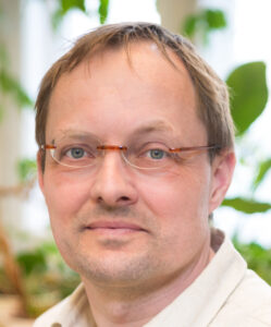 humrob-on_markus-vincze